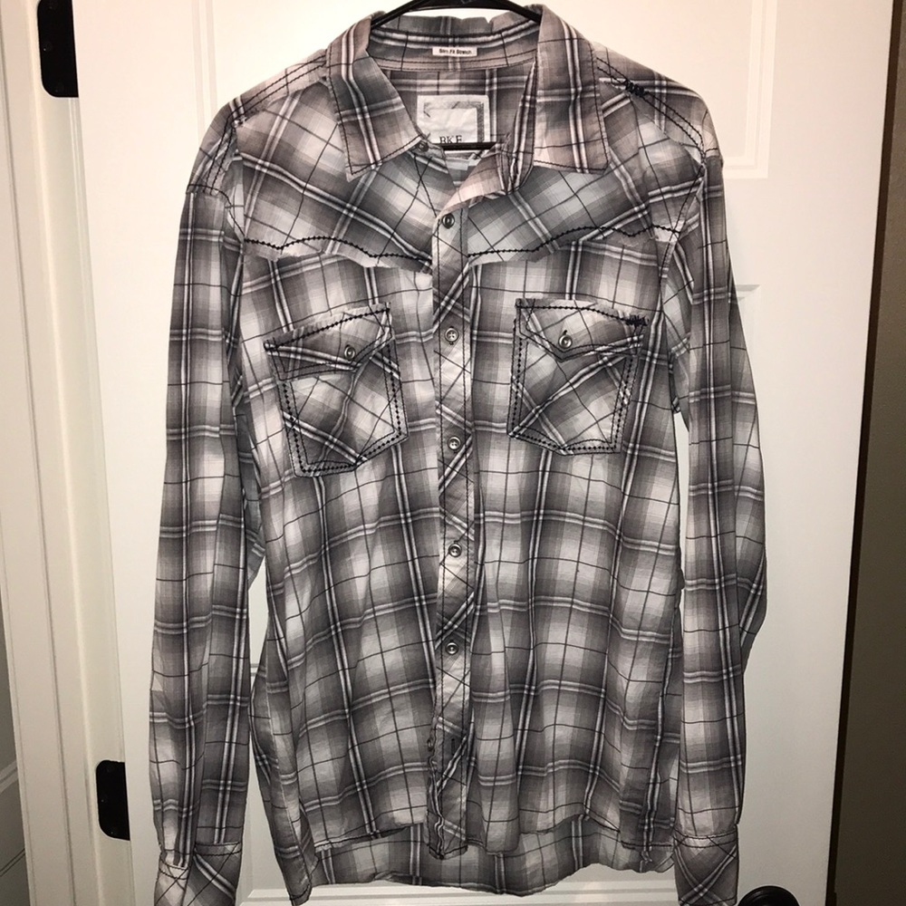 Casual button up shirt